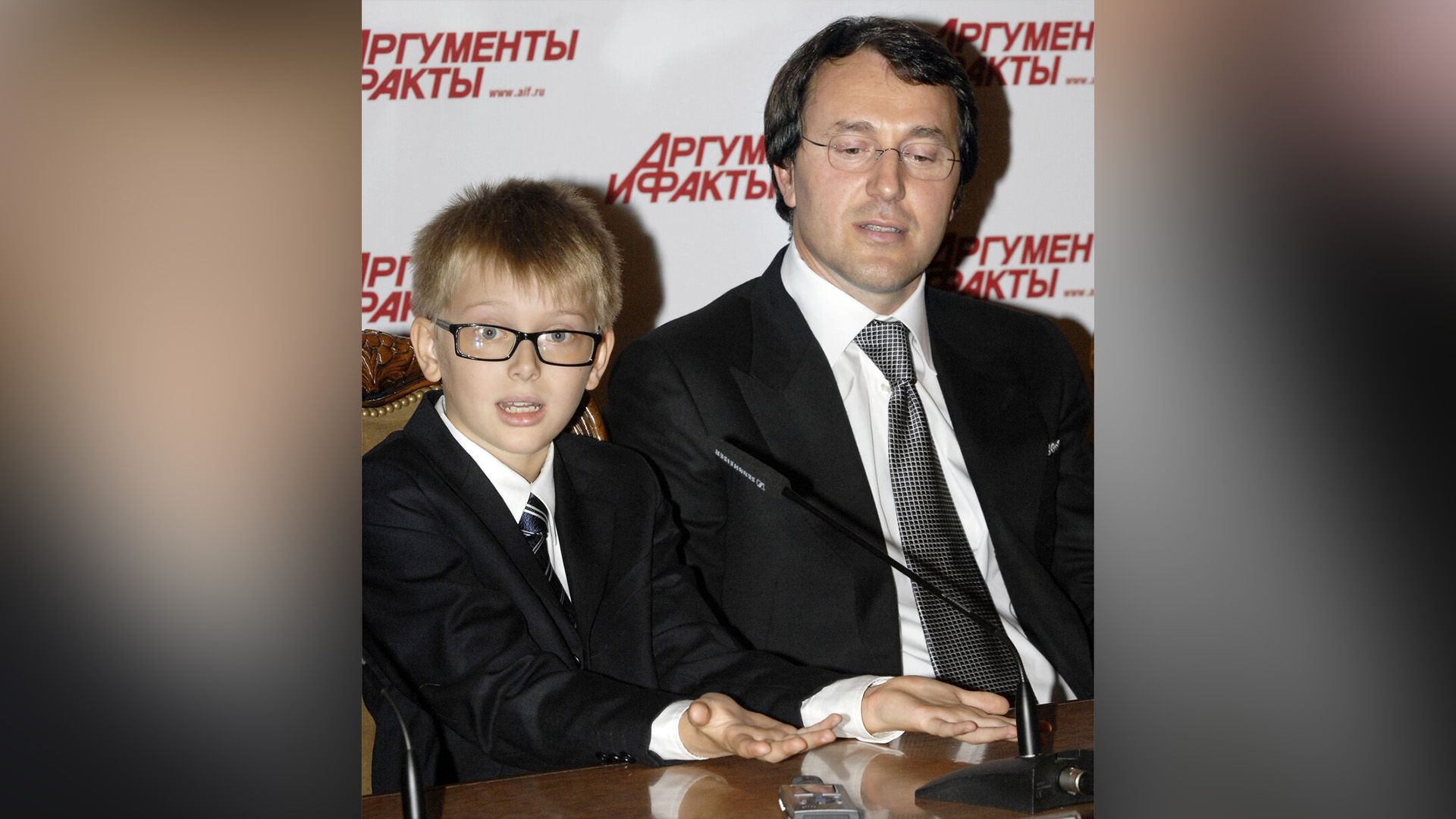 Руслан Байсаров с сыном Дени