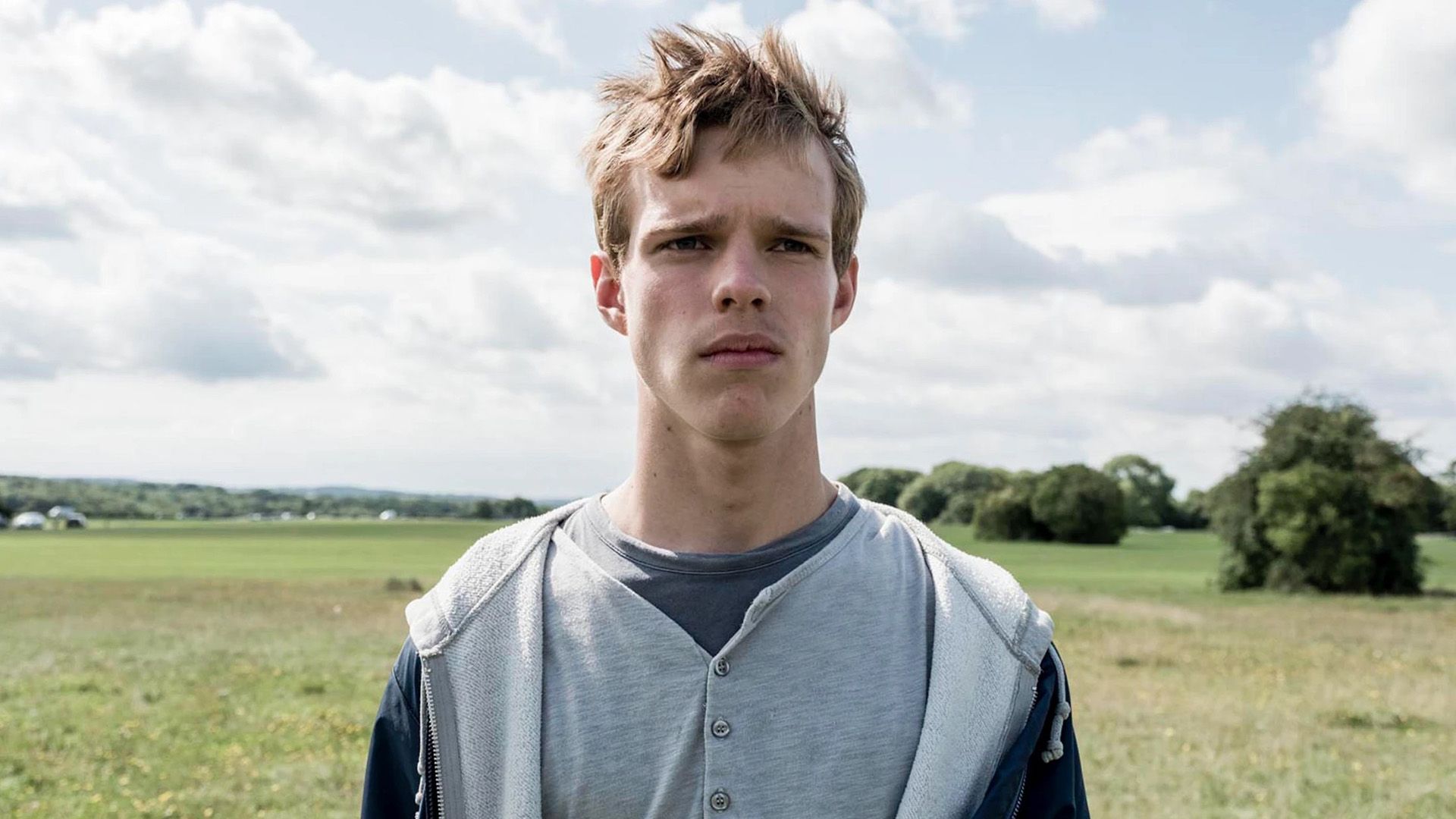 Финн Беннетт фото 4