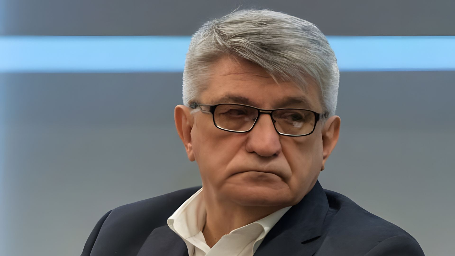 Портрет Александра Сокурова, лицо крупным планом