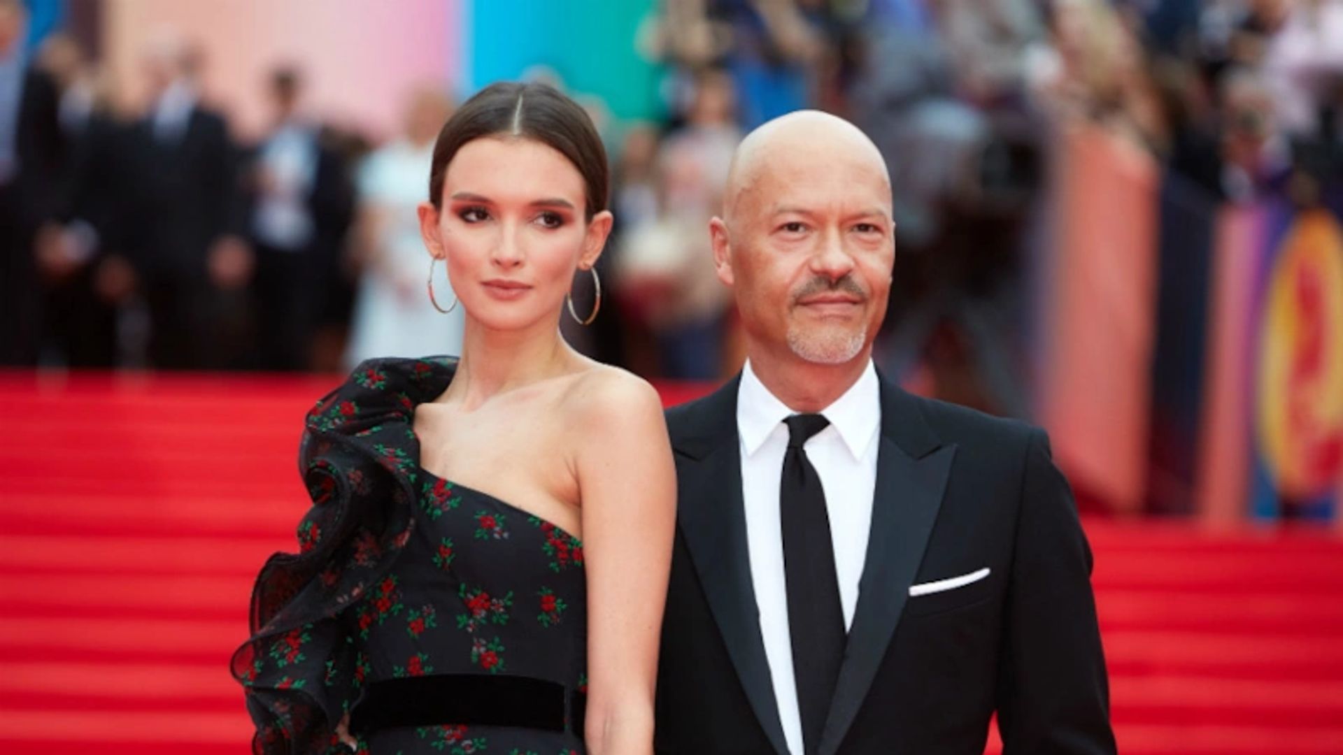 Паулина Андреева и Фёдор Бондарчук в вечерних нарядах на красной дорожке