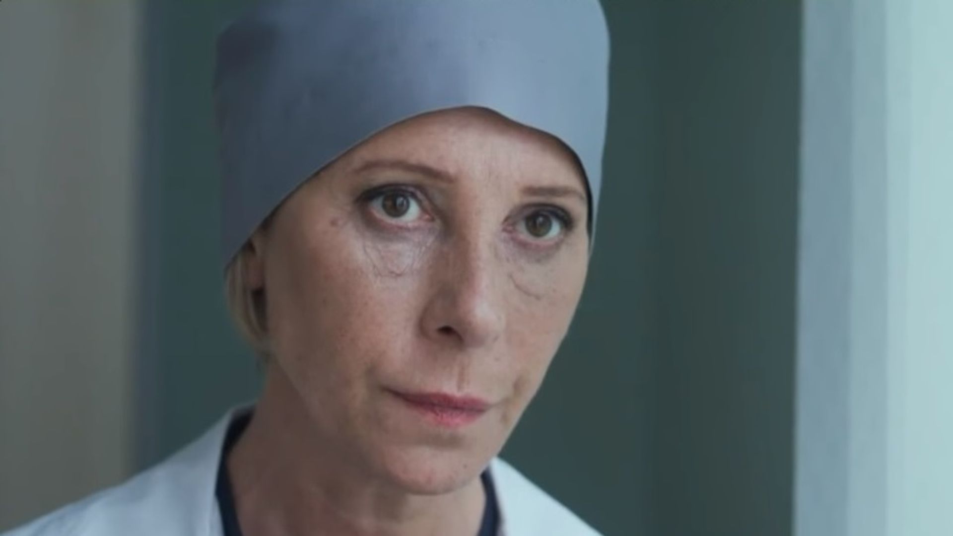 Юлия Рутберг в медицинской форме