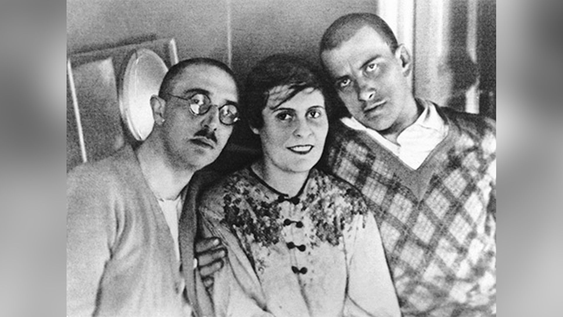 Владимир Маяковский, Лиля и Осип Брик