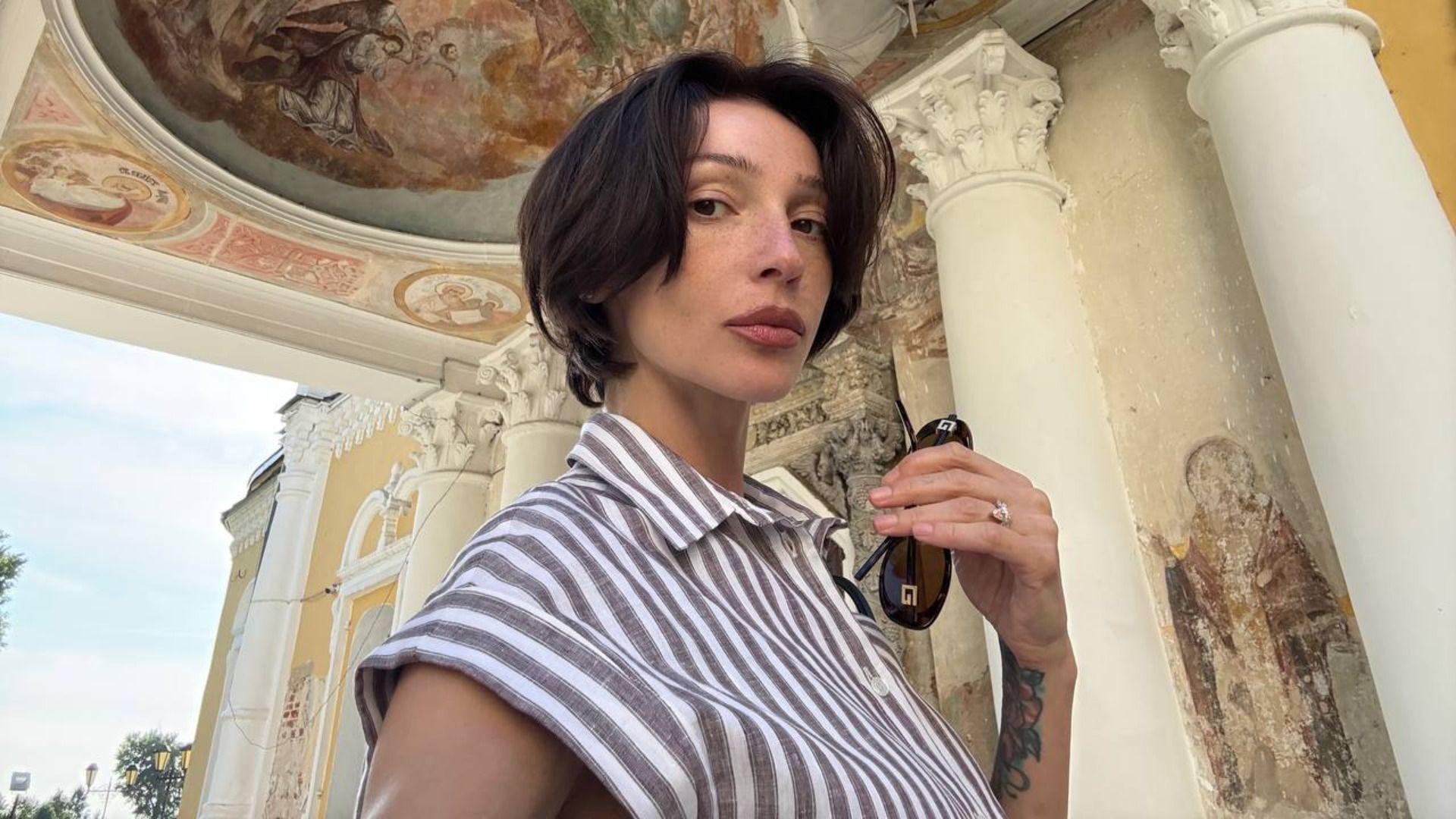 Настя Ивлеева показала, как выглядела до "голой вечеринки" и большого успеха