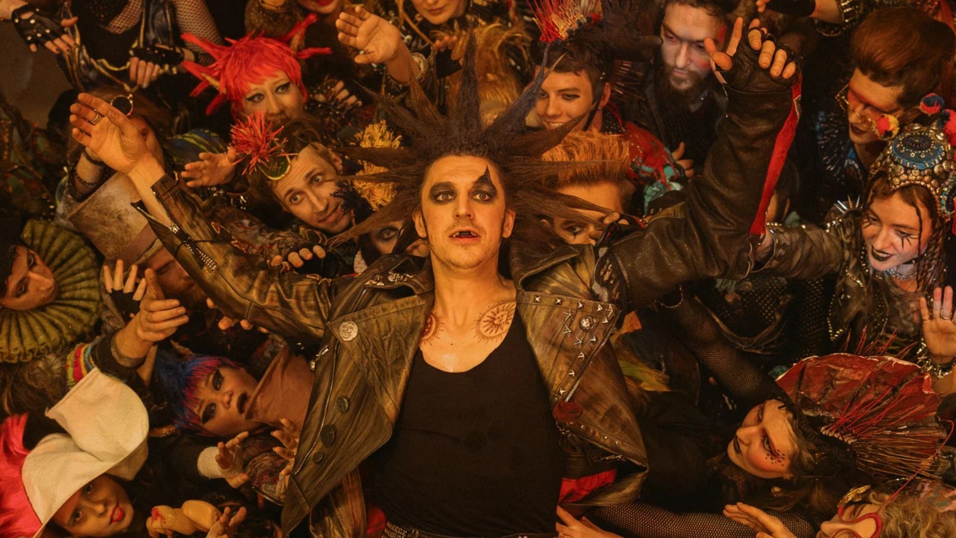 Фильм "Король и Шут. Навсегда" вышел. Стоит ли смотреть сериал перед походом в кино?