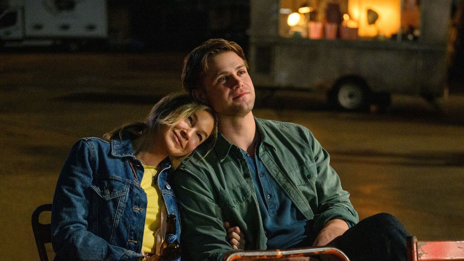 Лео Вудалл и Рене Зеллвегер в фильме «Без ума от мальчишки»