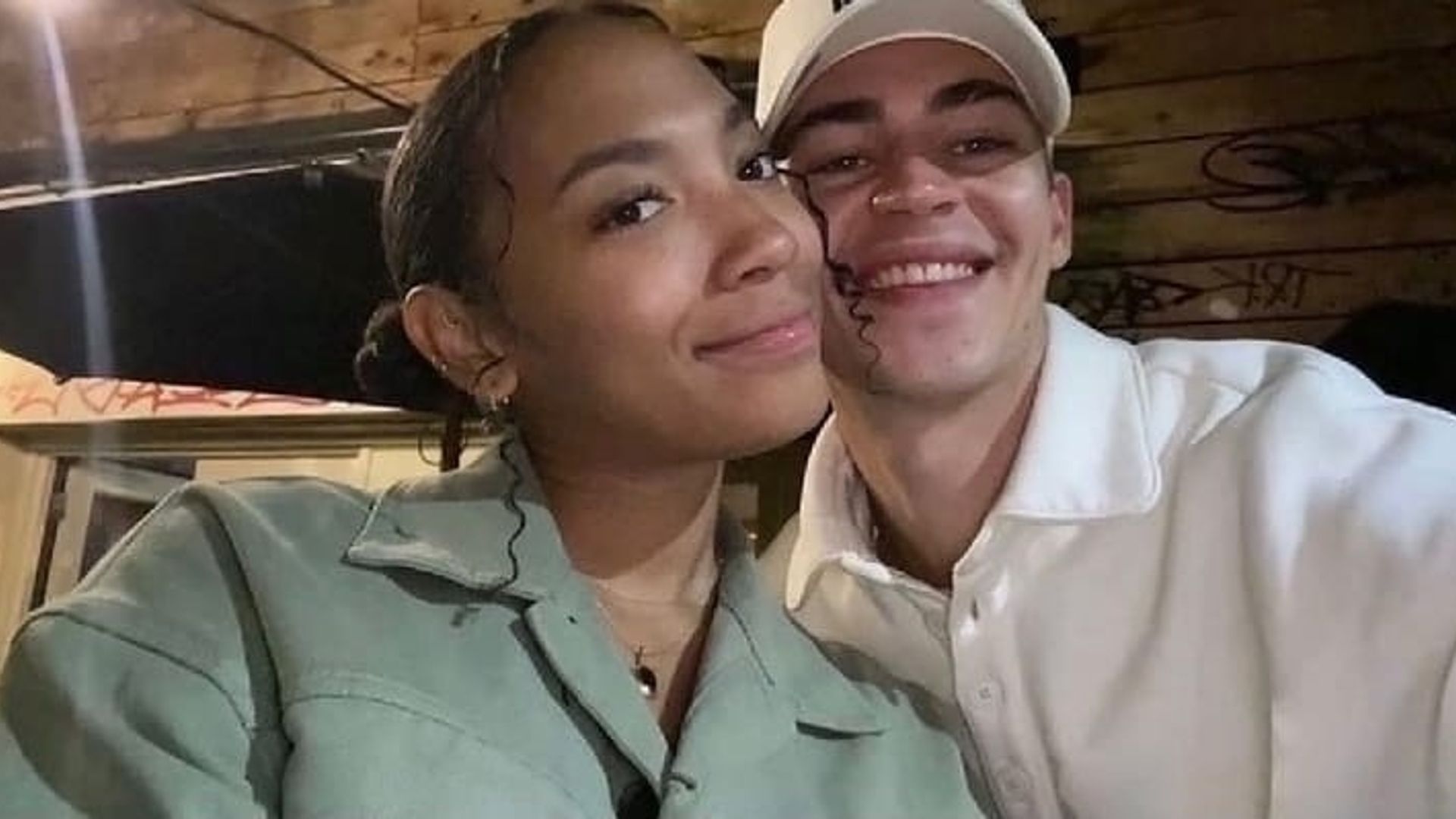 Хиро Файнс-Тиффин и его девушка Тьяхна Синклер