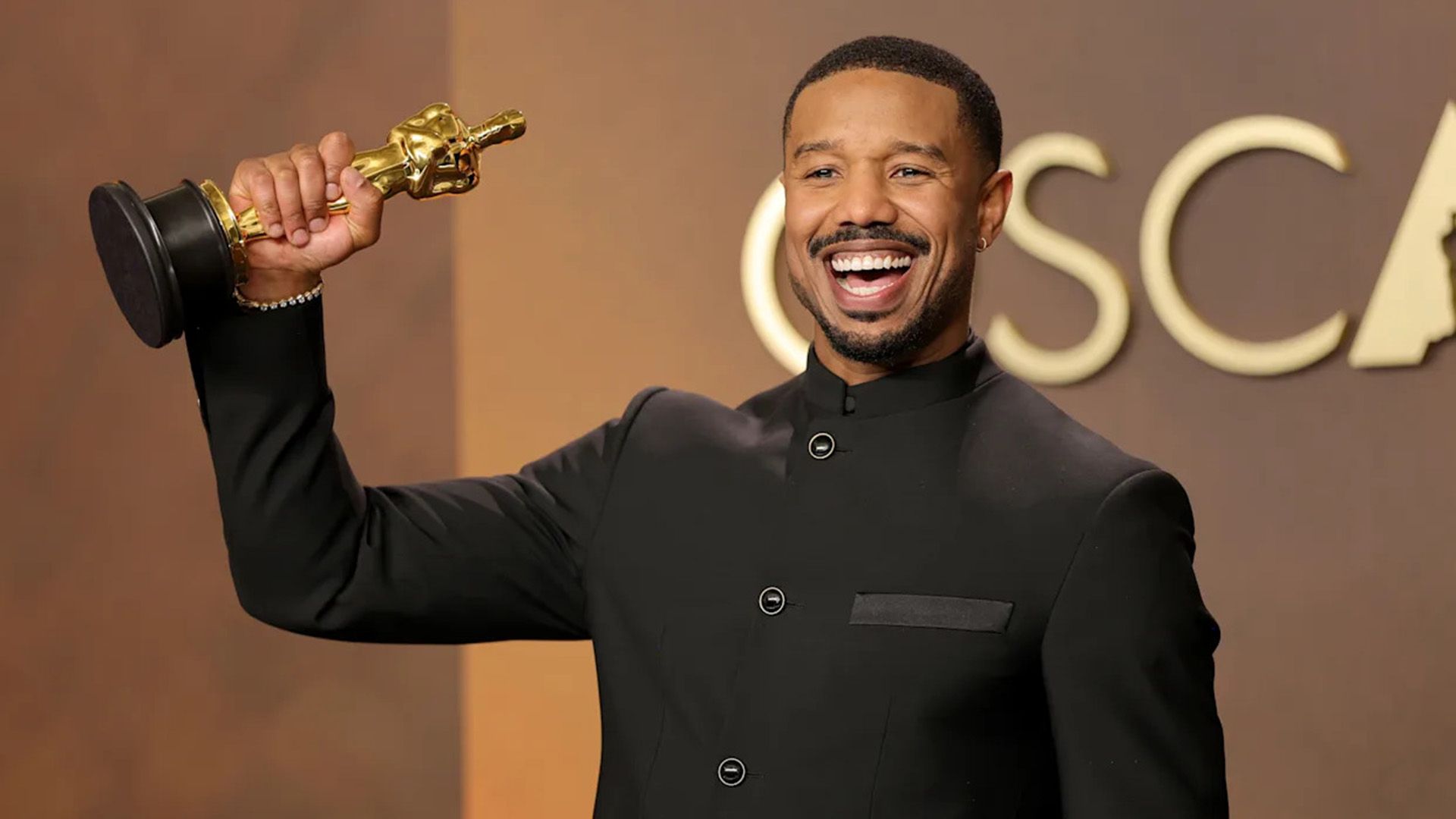 Россияне недовольны победой Майкла Б. Джордана на «Оскаре-2026»: за что еще ругают церемонию?