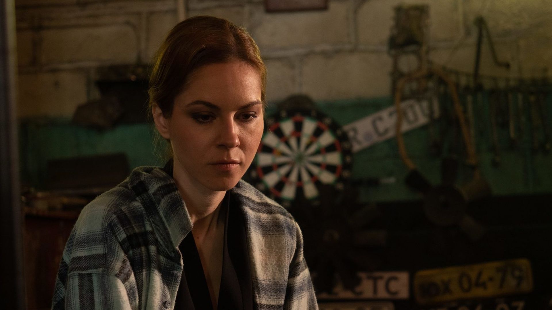 Марина Коняшкина на съёмках сериала "Извозчик"