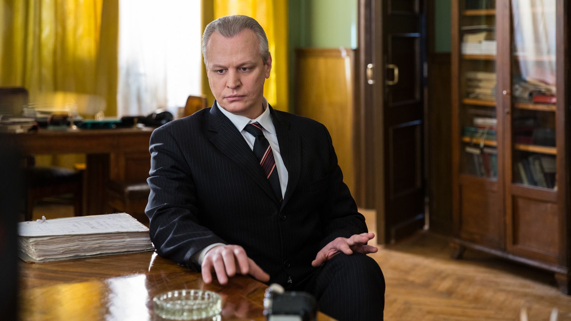 Актёр Сергей Юшкевич в сериале «Шакал»