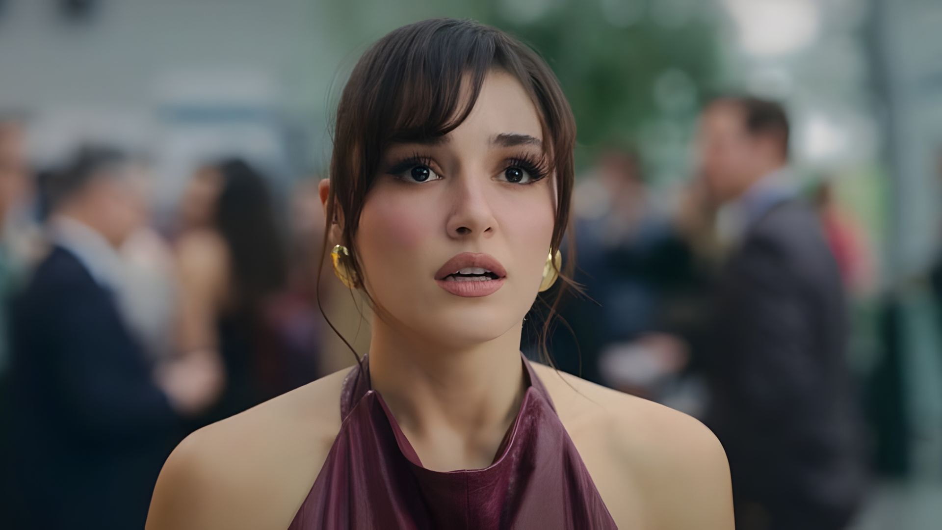 Ханде Эрчел в сериале "Помни о любви"