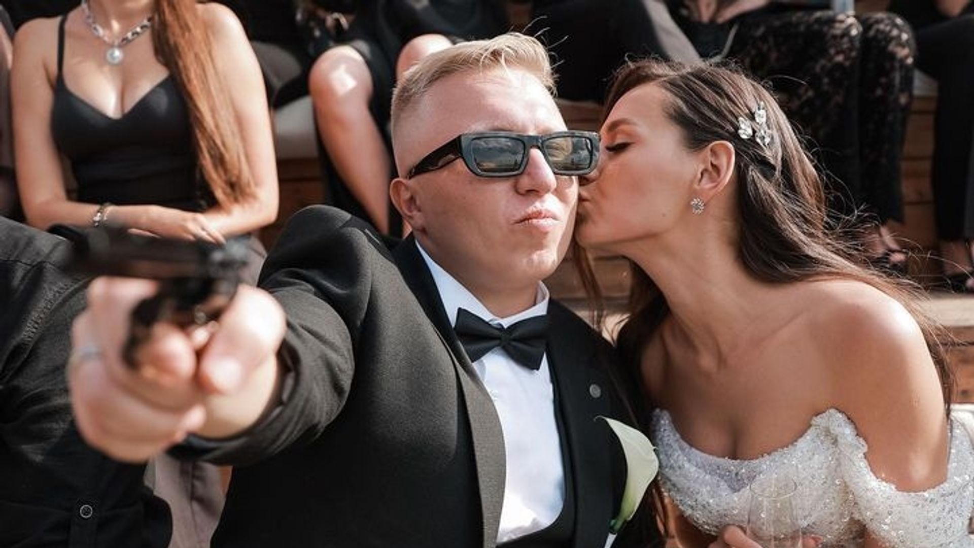 Витя АК и его жена Тереза