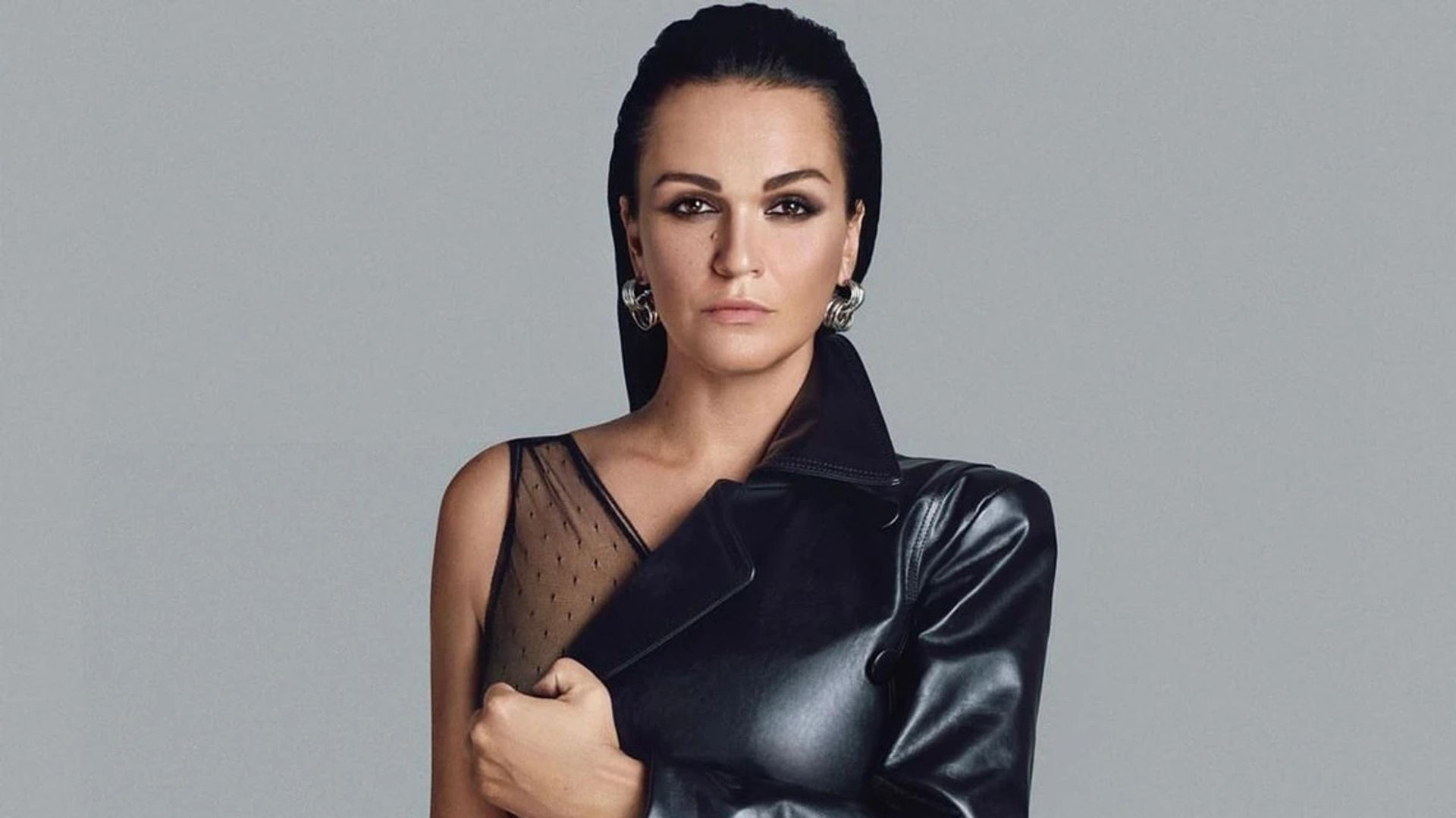 «Это теперь почти каждый день»: Певица Слава страдает даже на Мальдивах