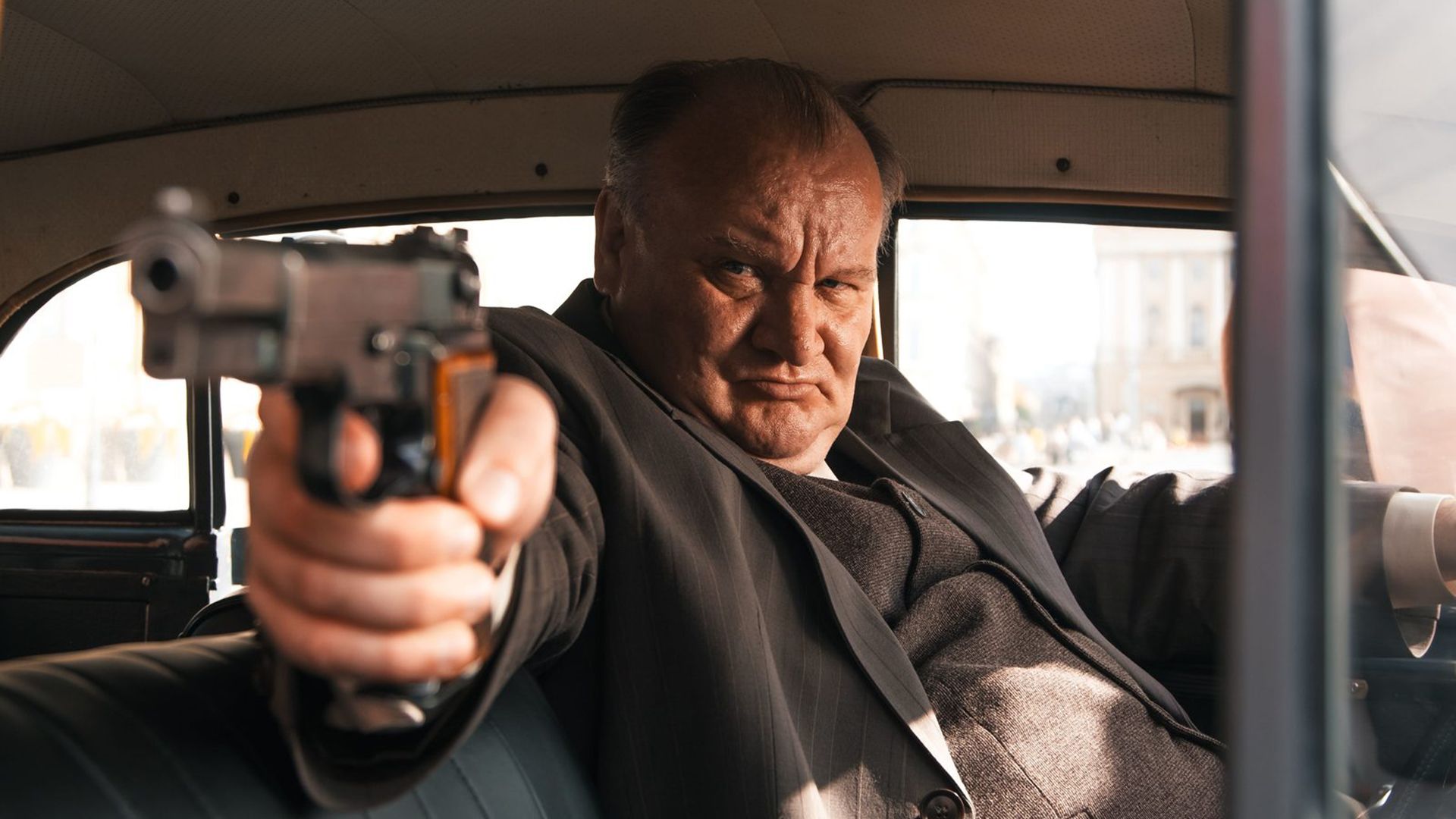 Актёр Борис Каморзин в сериале «Берлинская жара»