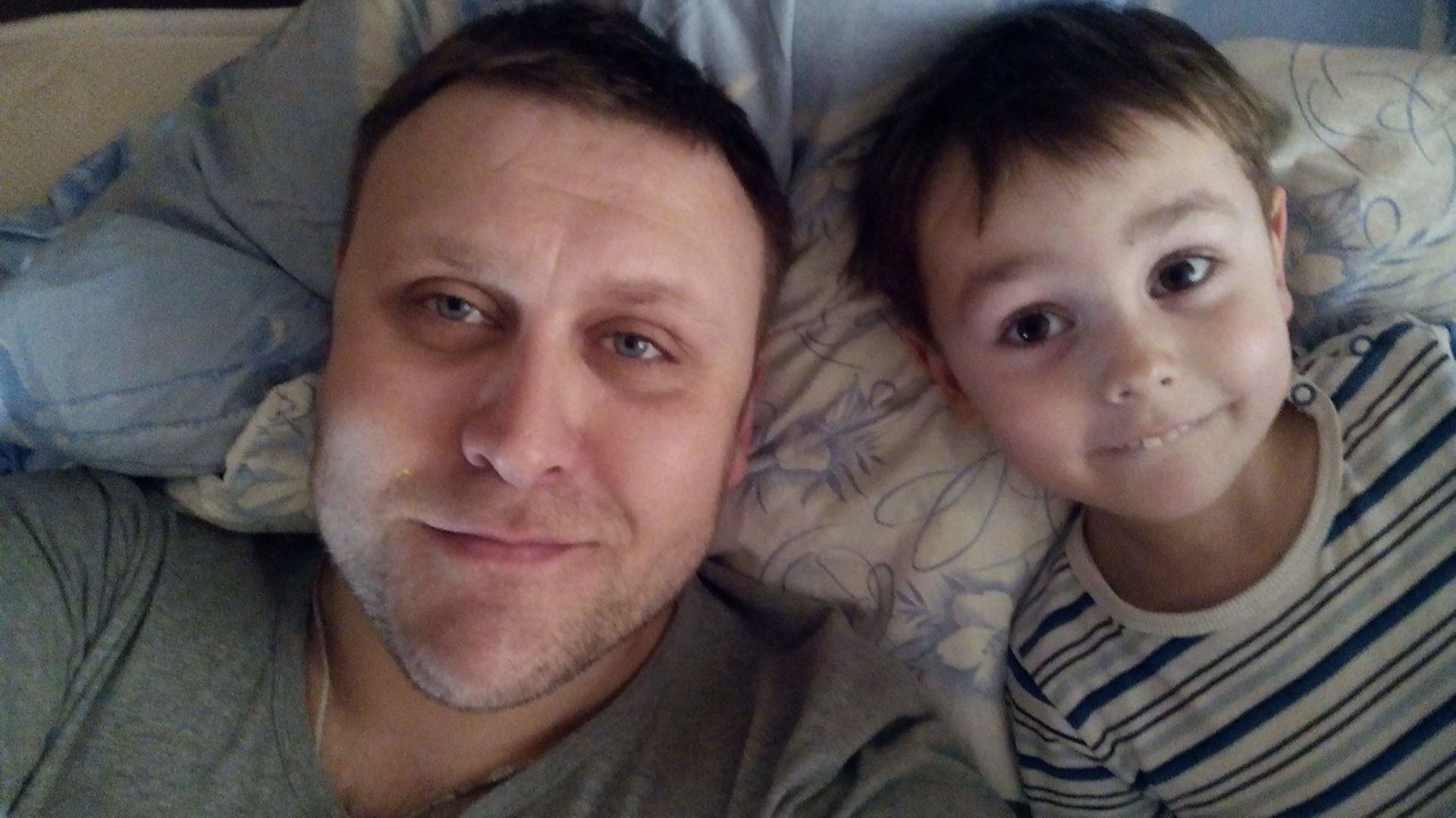 Актёр Николай Шрайбер и его сын Яков