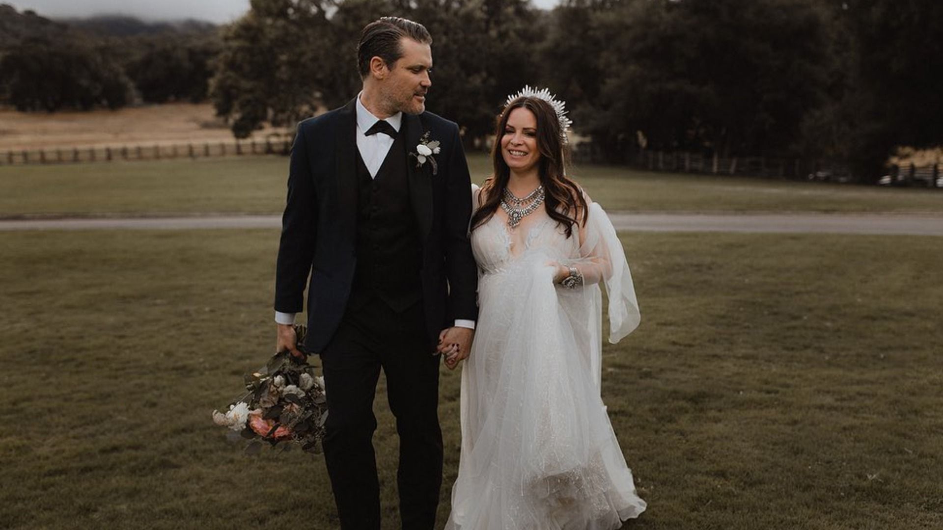 Актриса Холли Мэри Комбс с мужем Майком Райаном