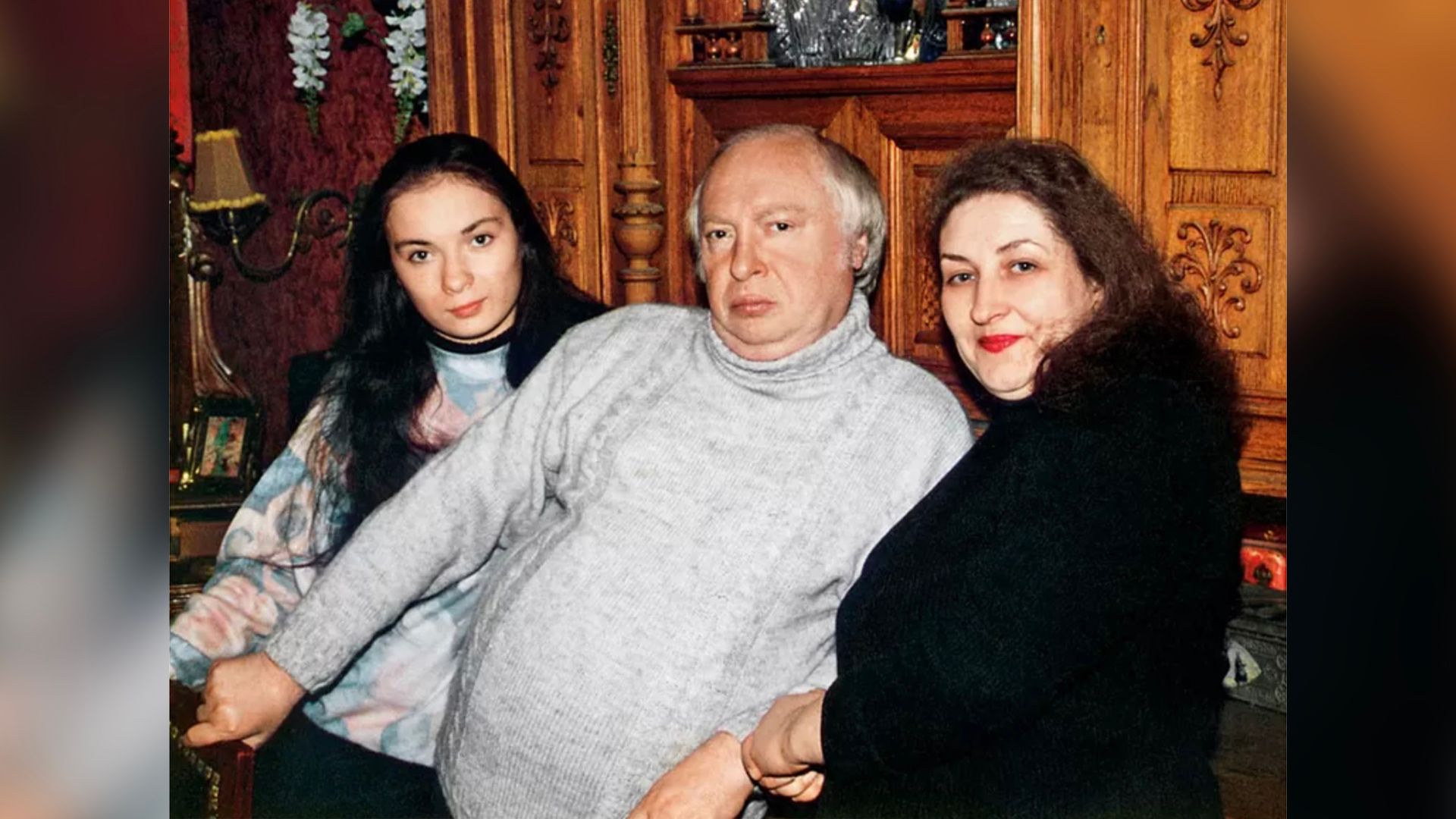 Певец Валерий Ободзинский, его дочь Валерия и жена Анна Есенина