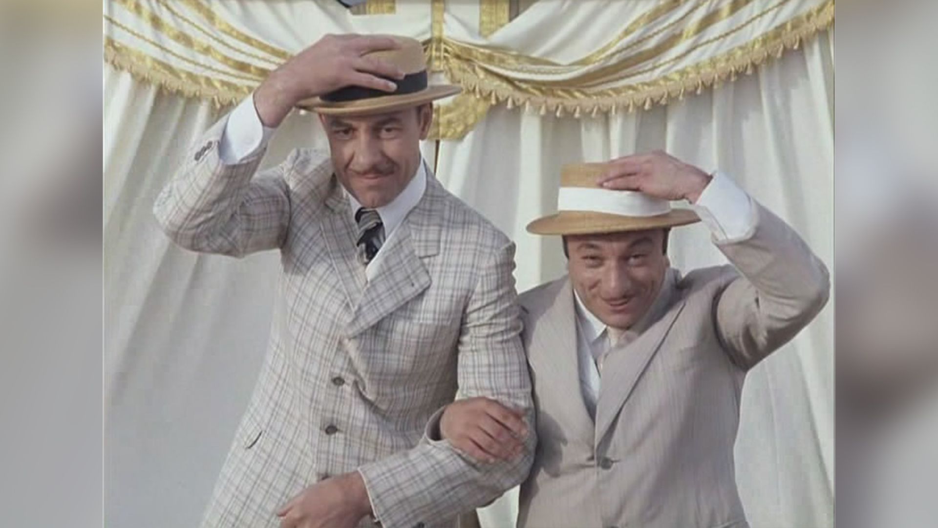 Актёр Михаил Богдасаров в фильме «Китайский сервиз»