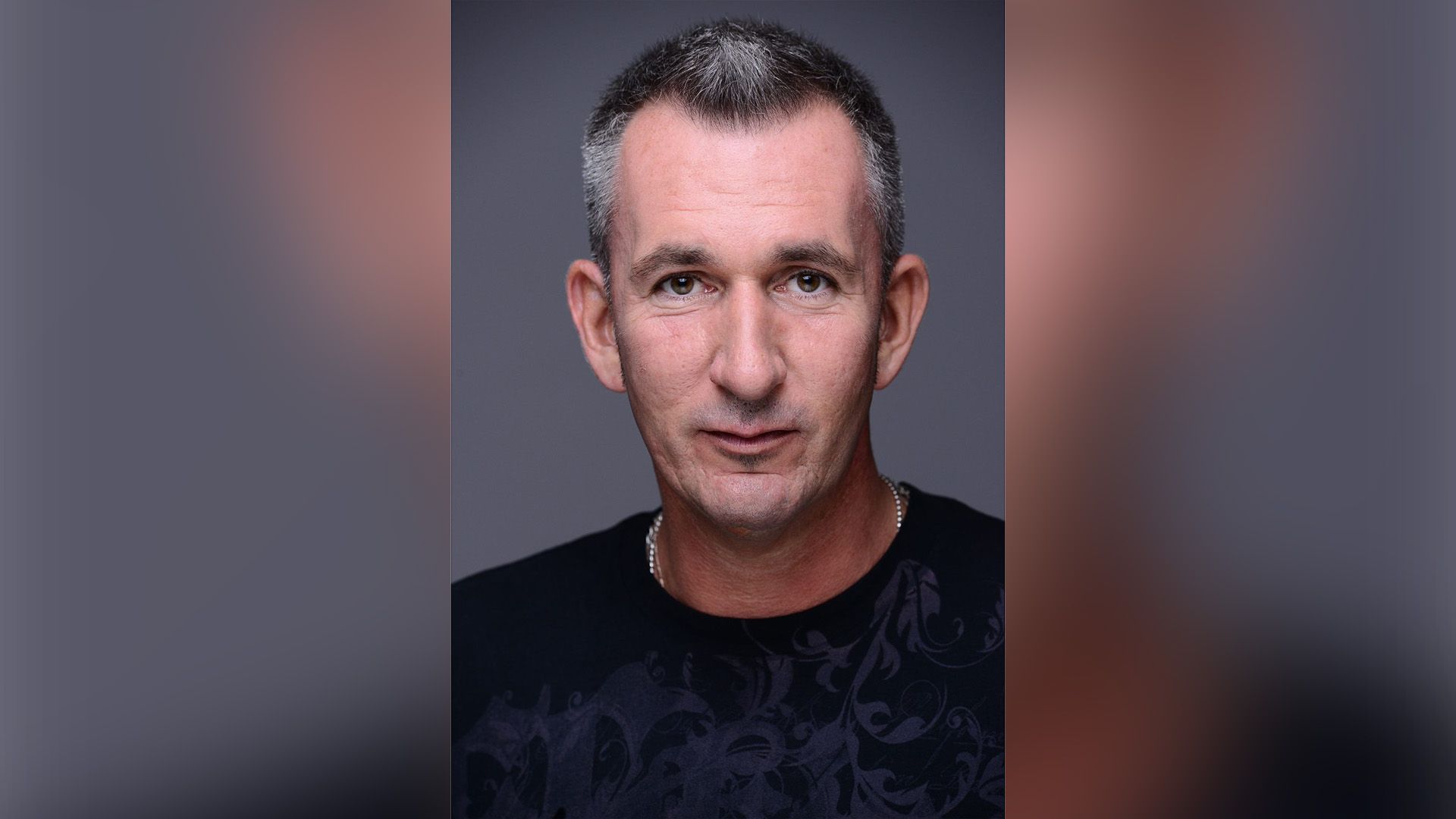 Актёр Михаил Владимиров