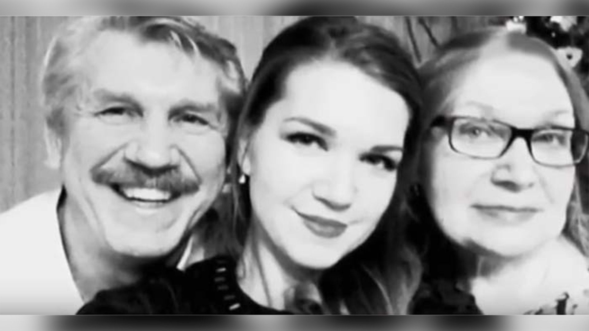 Актёр Сергей Баталов с женой и дочкой