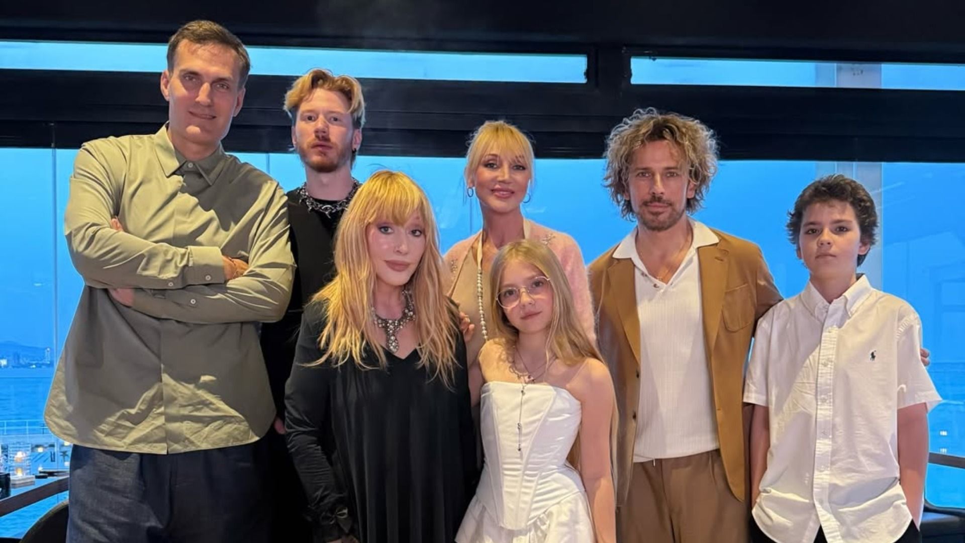 Галкин* опубликовал семейное фото с Пугачевой, Пресняковым, Орбакайте и детьми