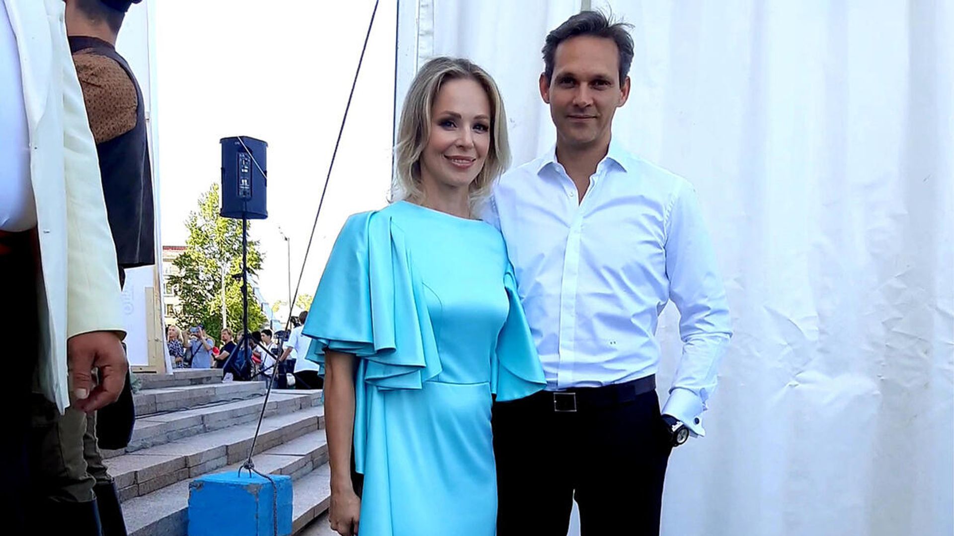 «Думает, я в порнофильме снимаюсь»: Ирина Медведева поведала о ревнивом супруге-французе