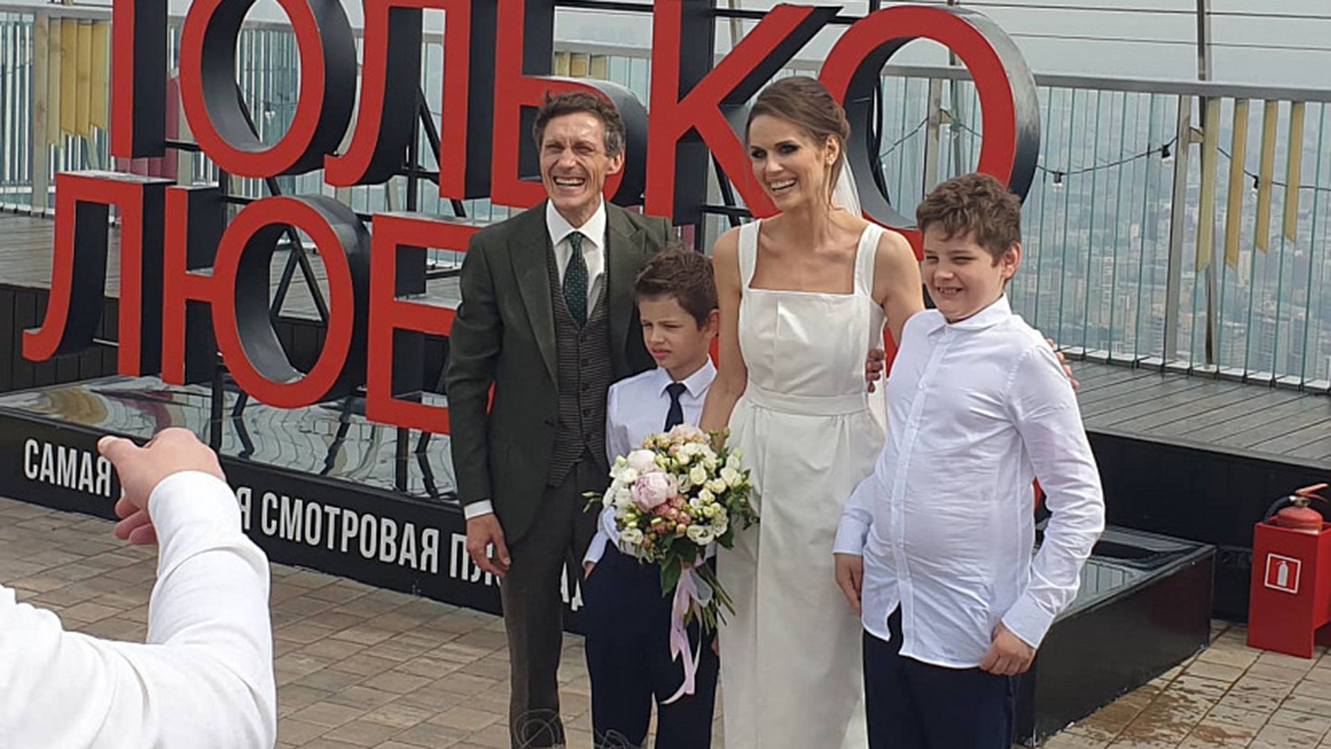 Актёр Игорь Хрипунов и его жена Наталья Лесниковская