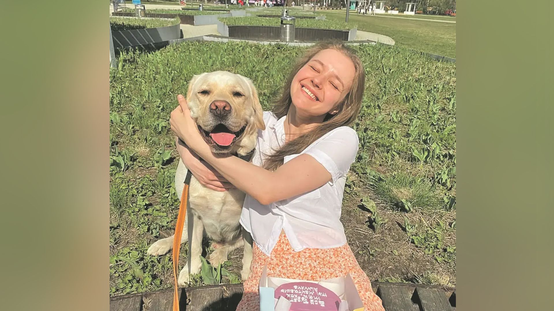 Любовь Константинова и её лабрадор Мирон