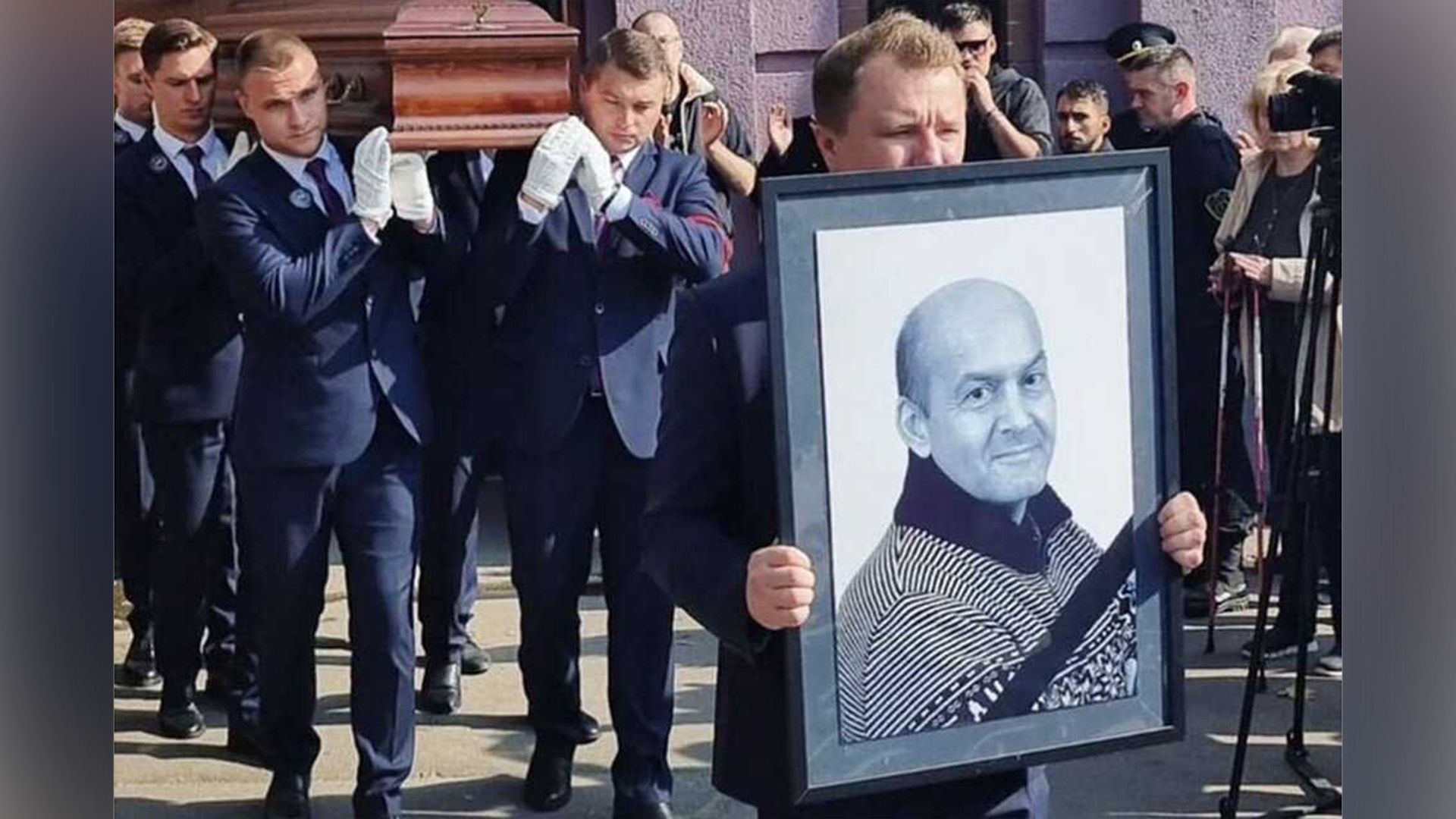 Похороны актёра Вячеслава Гришечкина