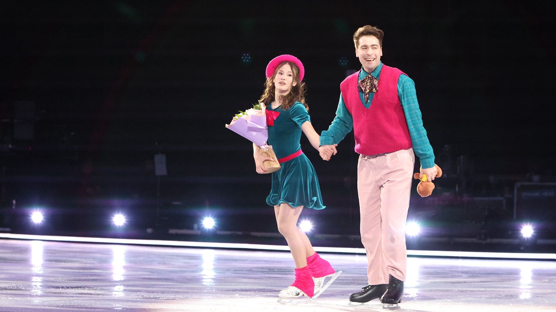 Актёр Артур Каспранов и фигуристка Софья Акатьева