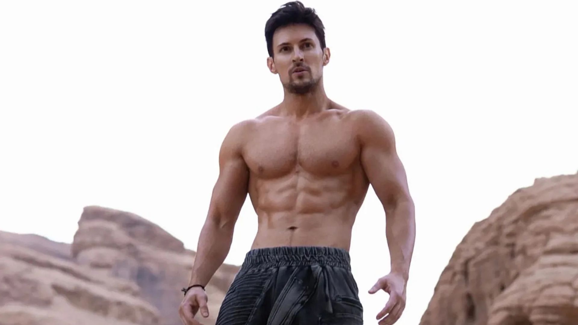 Павел Дуров опубликовал свой второй трек под псевдонимом «Дурикович». И снова про VPN