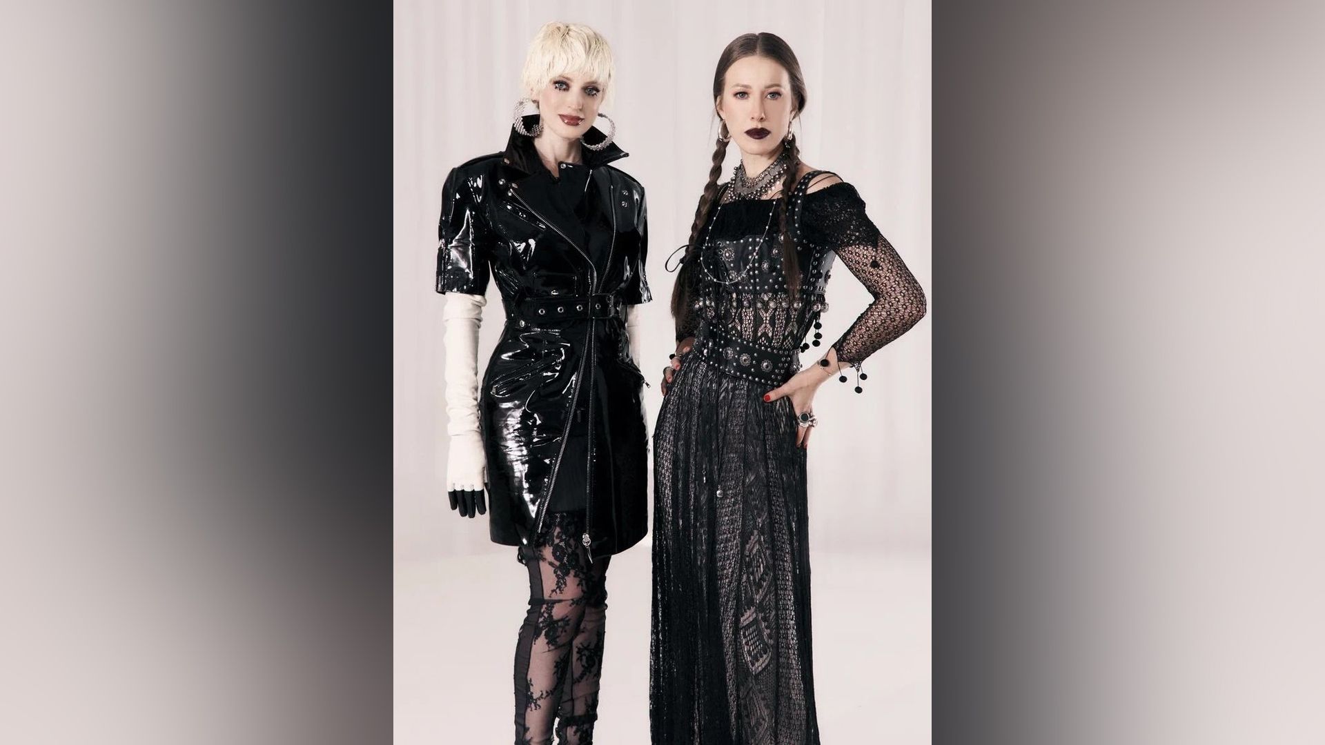 Готическая фотосессия Поклонской и Собчак