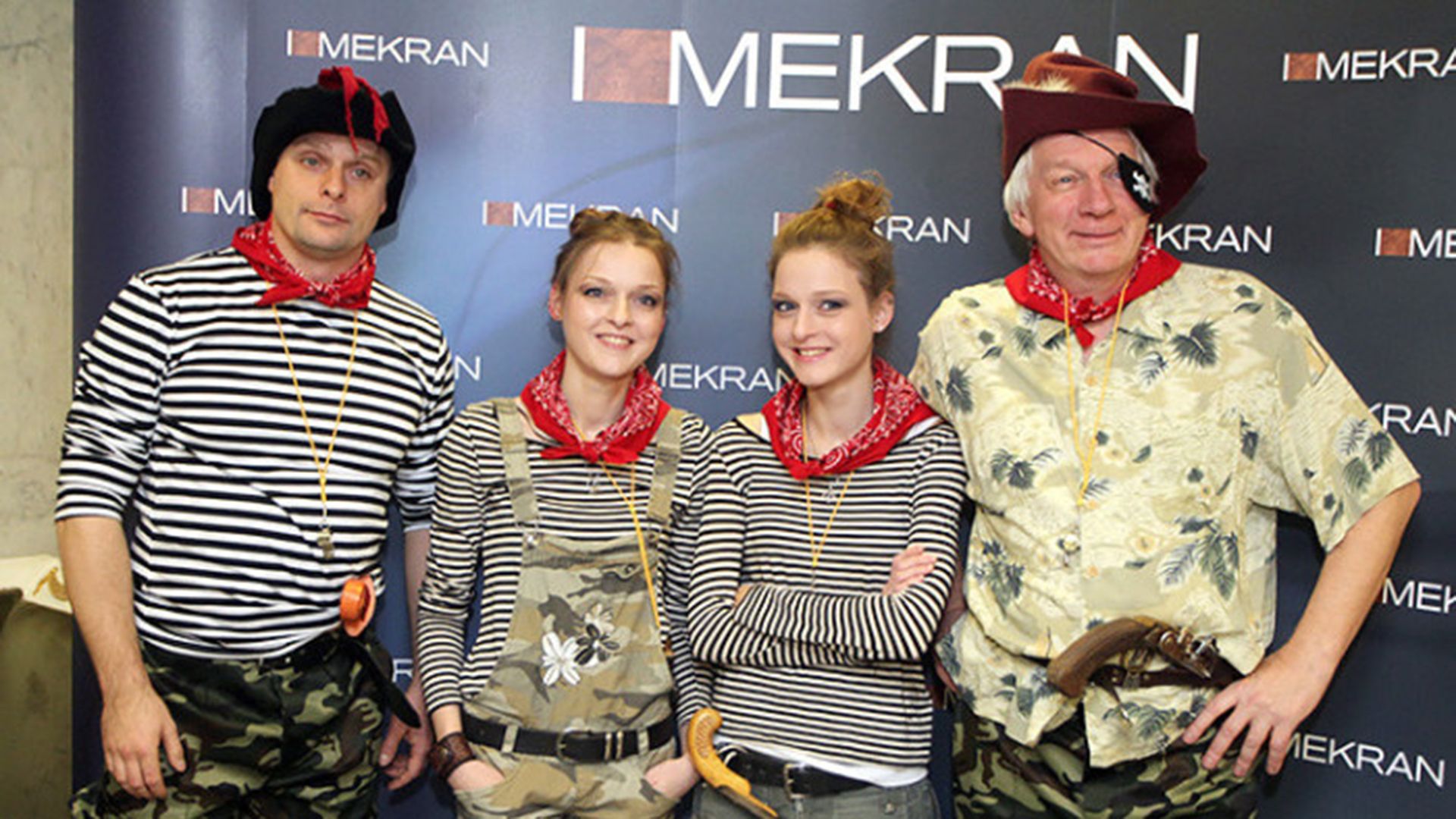 Актёры Владимир Носик, Александр Носик, Екатерина Носик и Дарья Носик