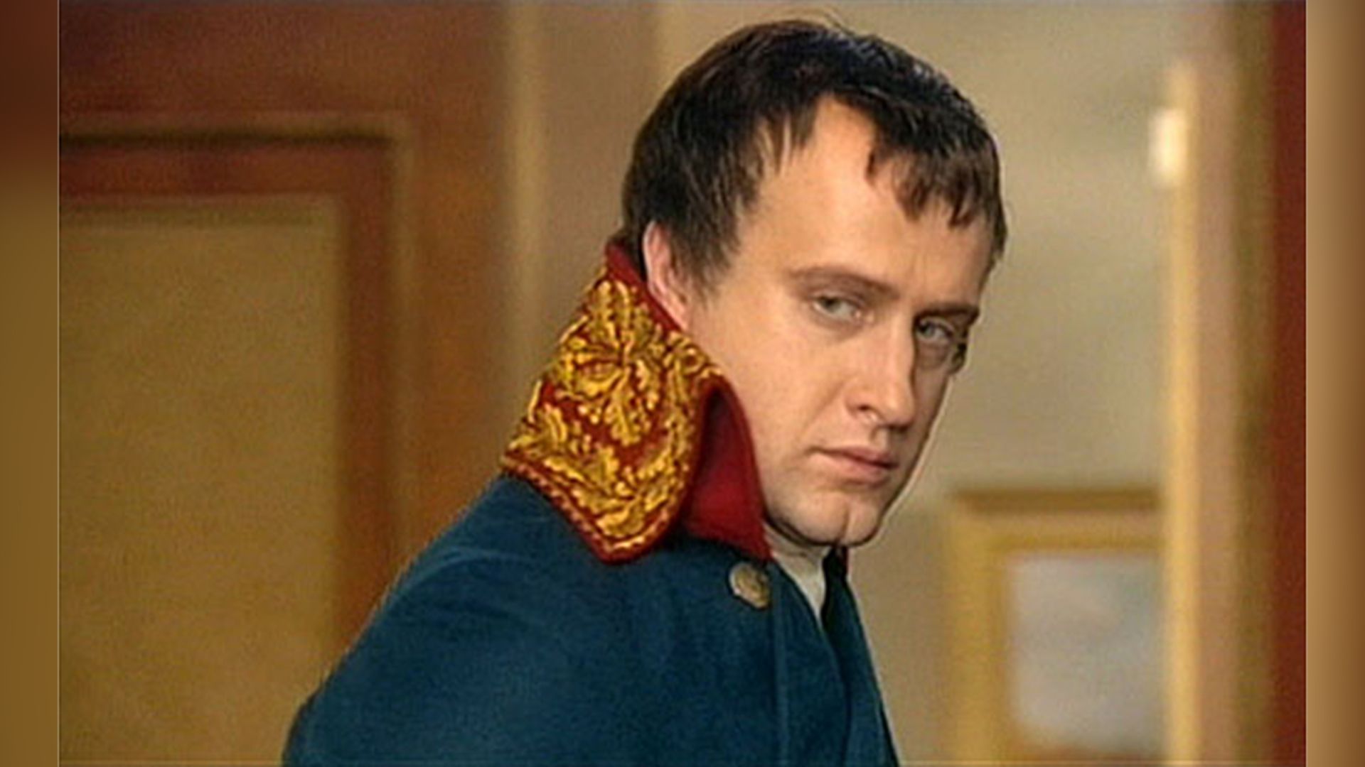 Виталий Коваленко в роли Наполеона Бонапарта