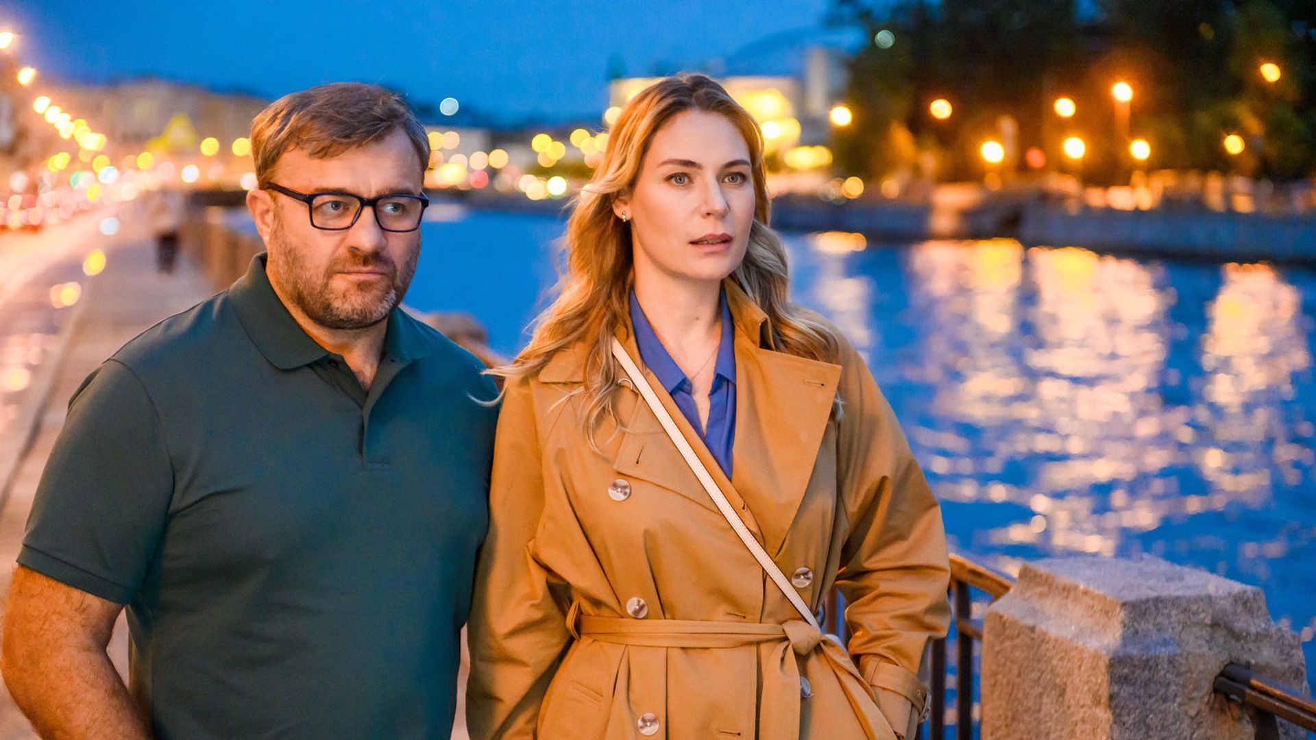 Юлия Мельникова и Михаил Пореченков в сериале "Чайки"