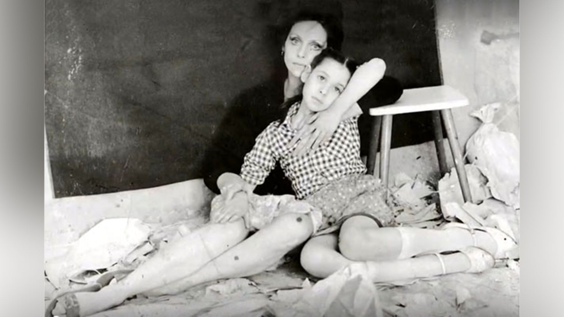 Актриса Ёла Санько с дочерью Алёной