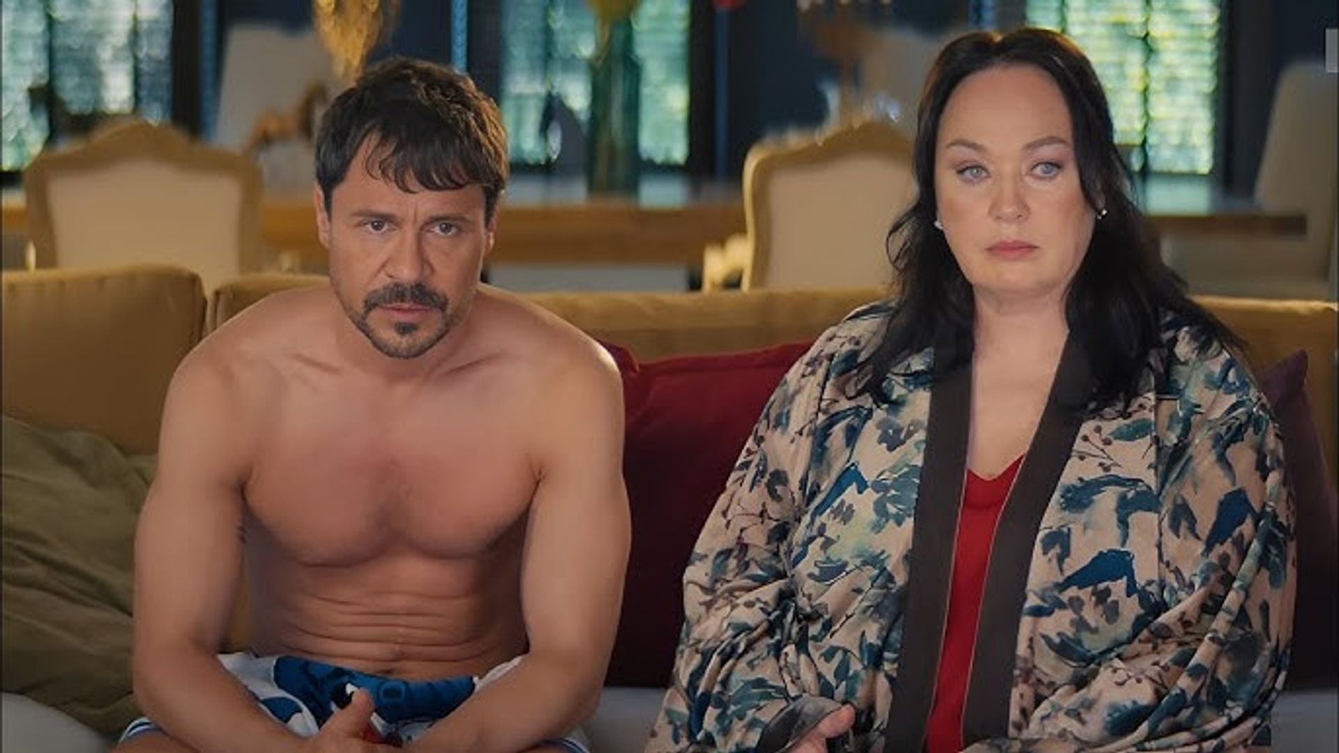 Лариса Гузеева и Павел Деревянко в сериале "Три сестры"