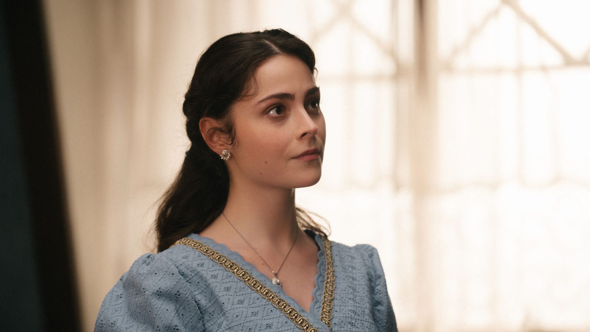 Милана Бру в сериале "История его служанки"