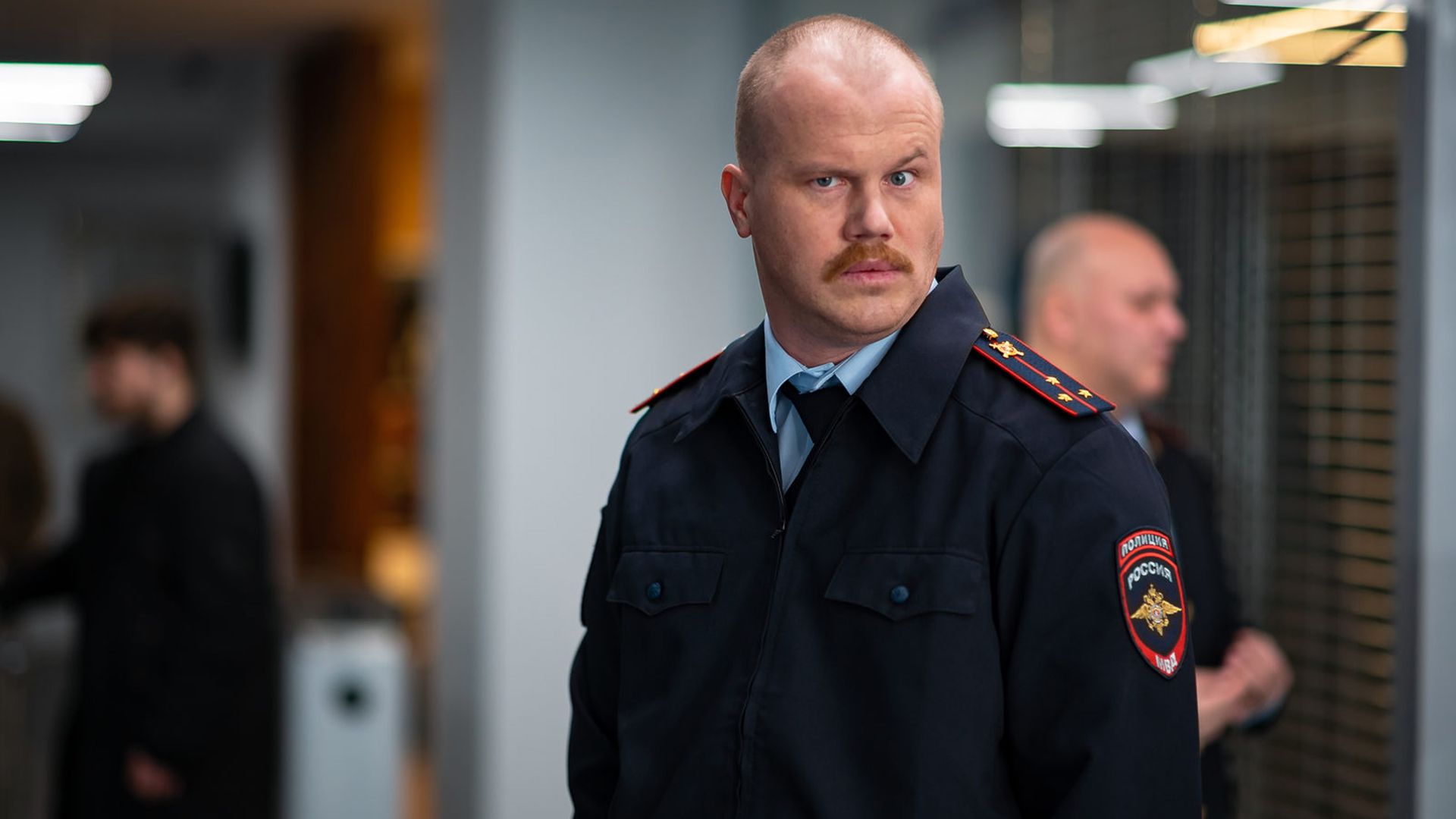 Андрей Пынзару в сериале «Девушки с Макаровым»