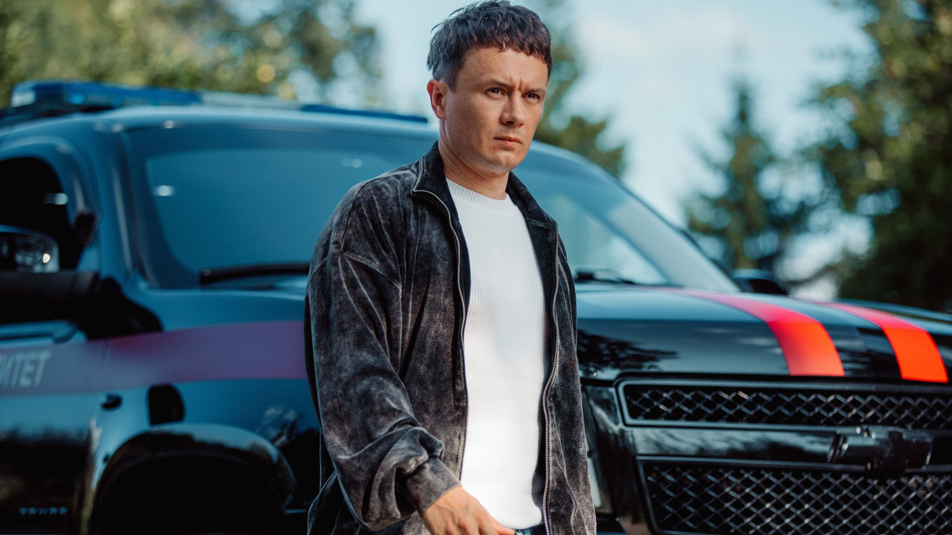 Илья Соболев в сериале "Зовите Витю!"