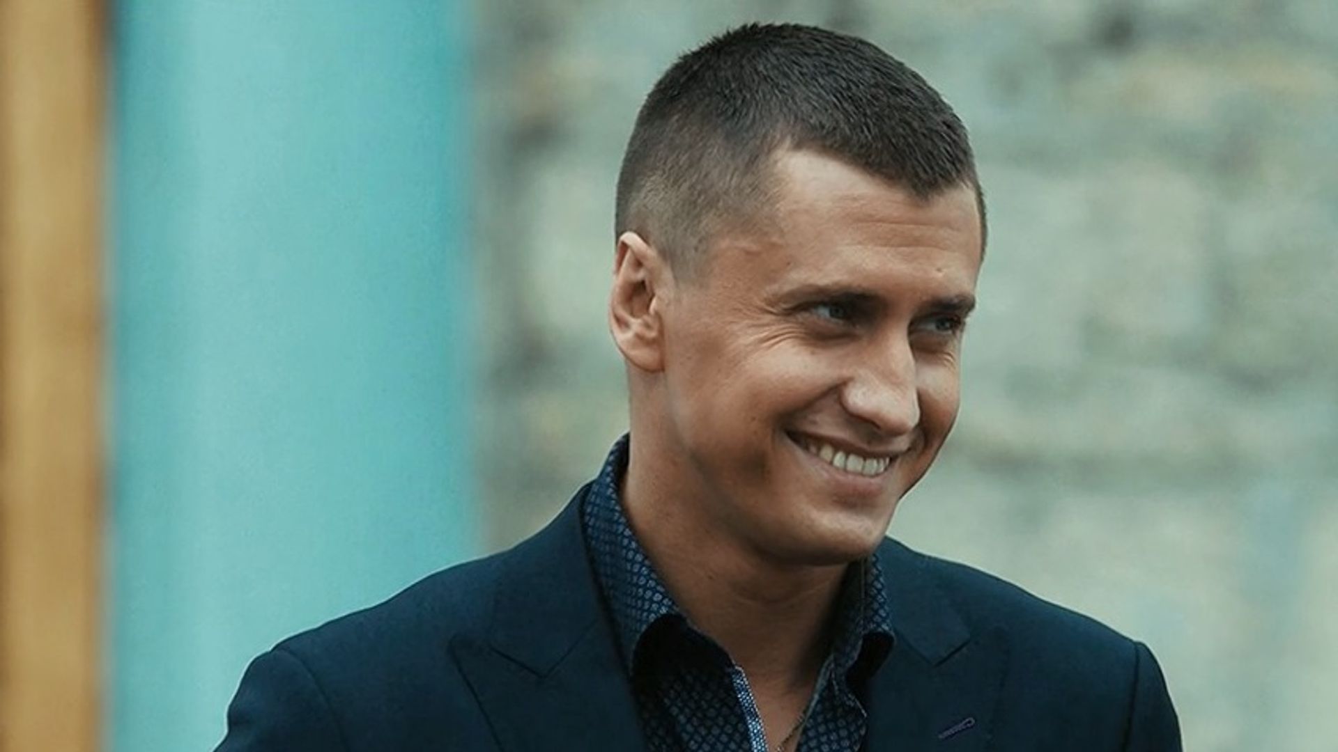 Павел Прилучный на съёмках второго сезона "Мажора"