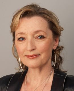 Лесли Мэнвилл