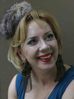 Елена Симонова