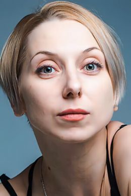 Янина Лакоба