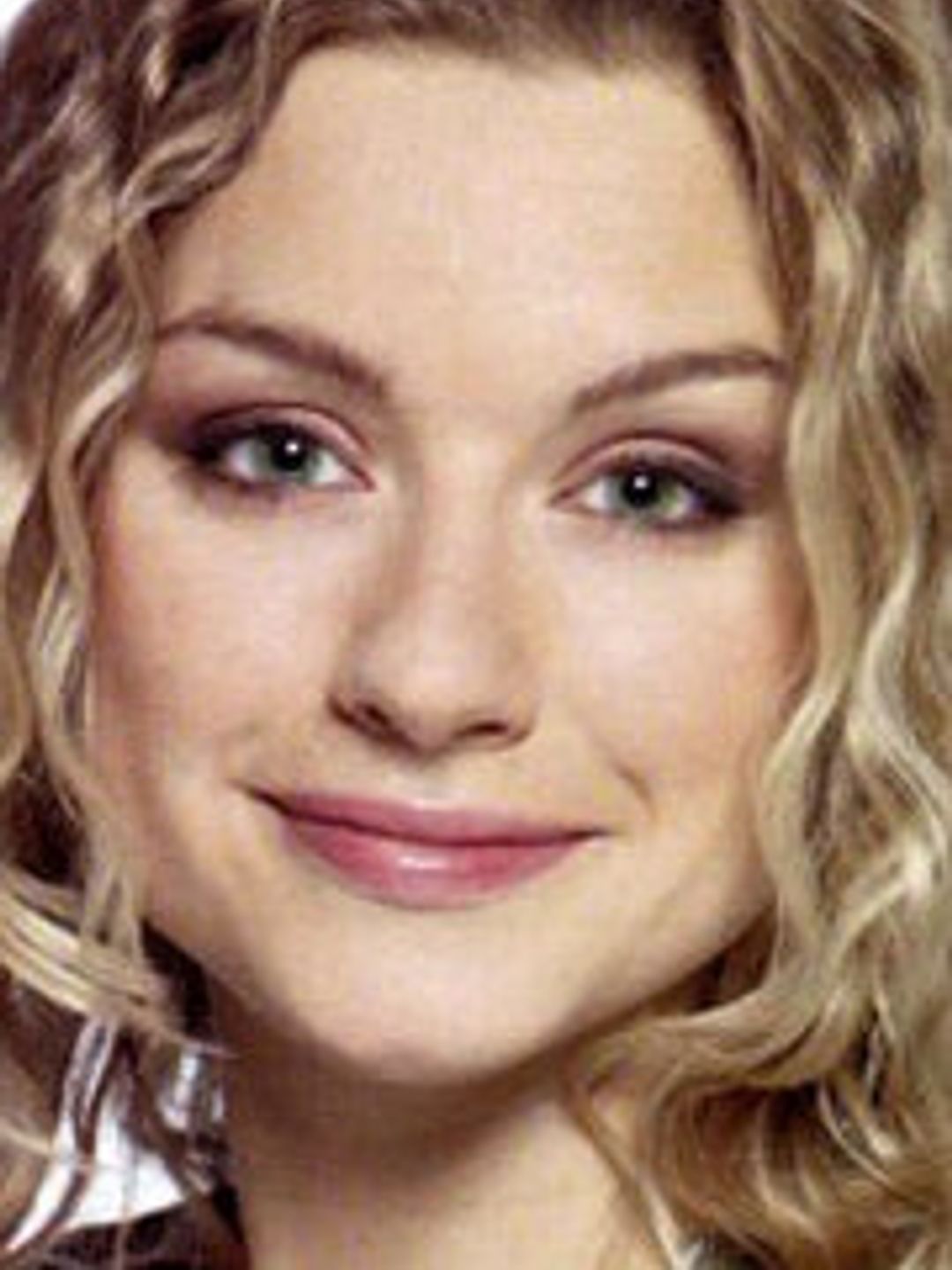 Даниэла Денби-Эш