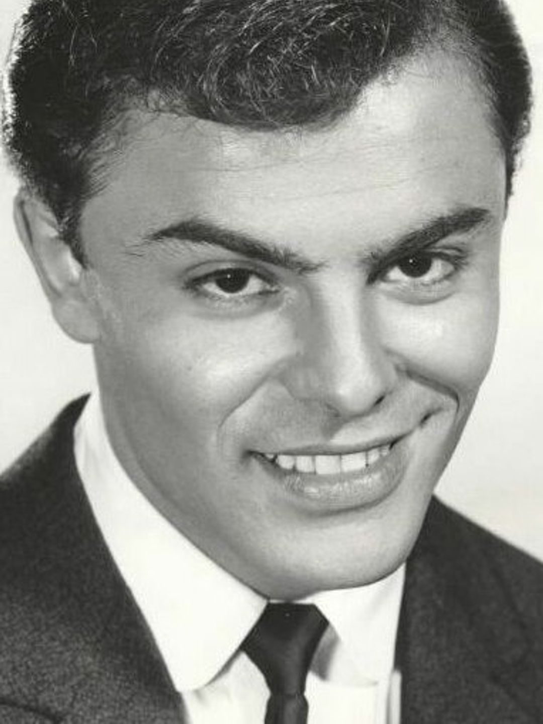 Джон Сэксон