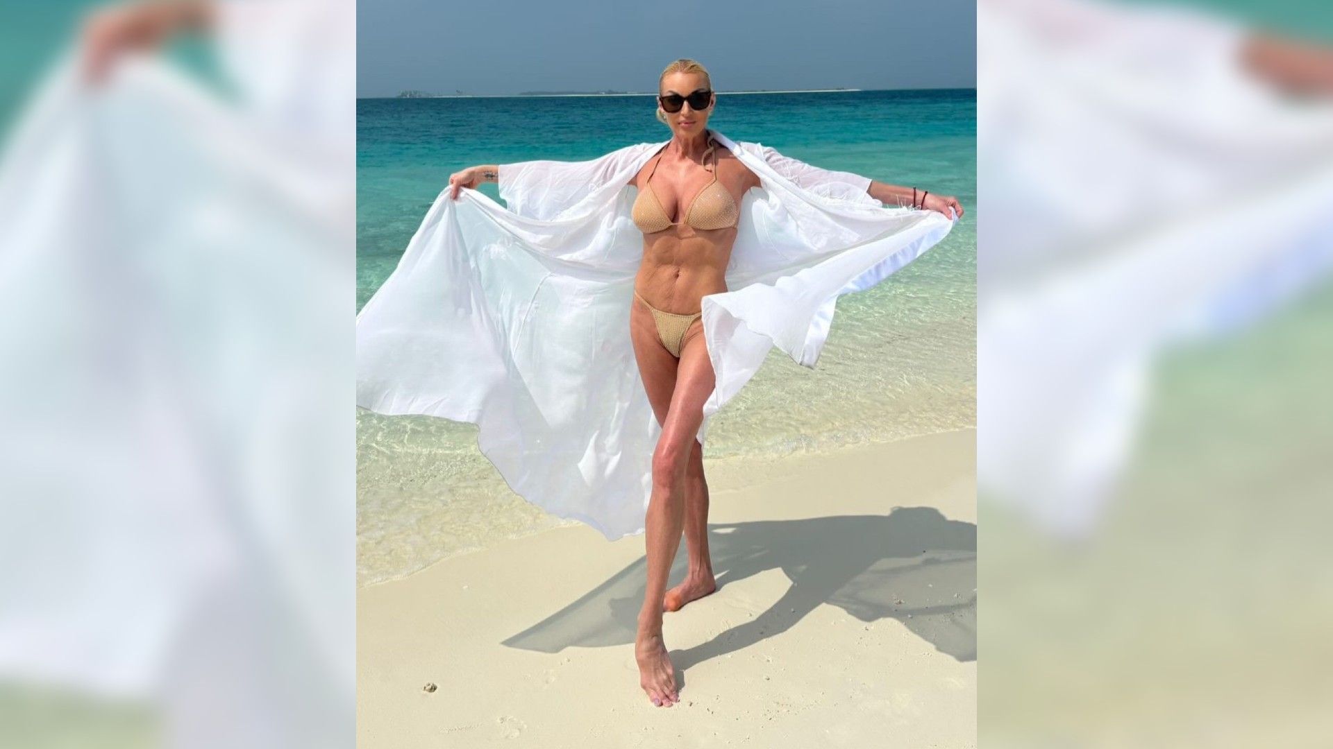 Анастасия Волочкова на отдыхе