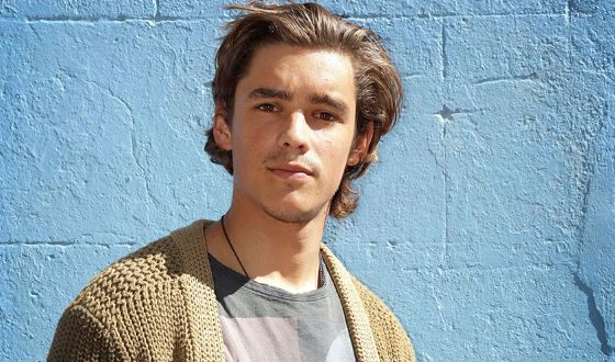 Brenton Thwaites Brenton Thwaites