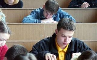 Бакалавры будут сдавать итоговую аттестацию