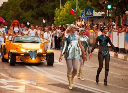 Жителей и гостей курорта ждет насыщенная праздничная программа