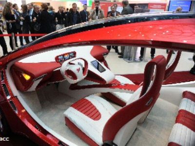 Ё-мобиль. Салон авто